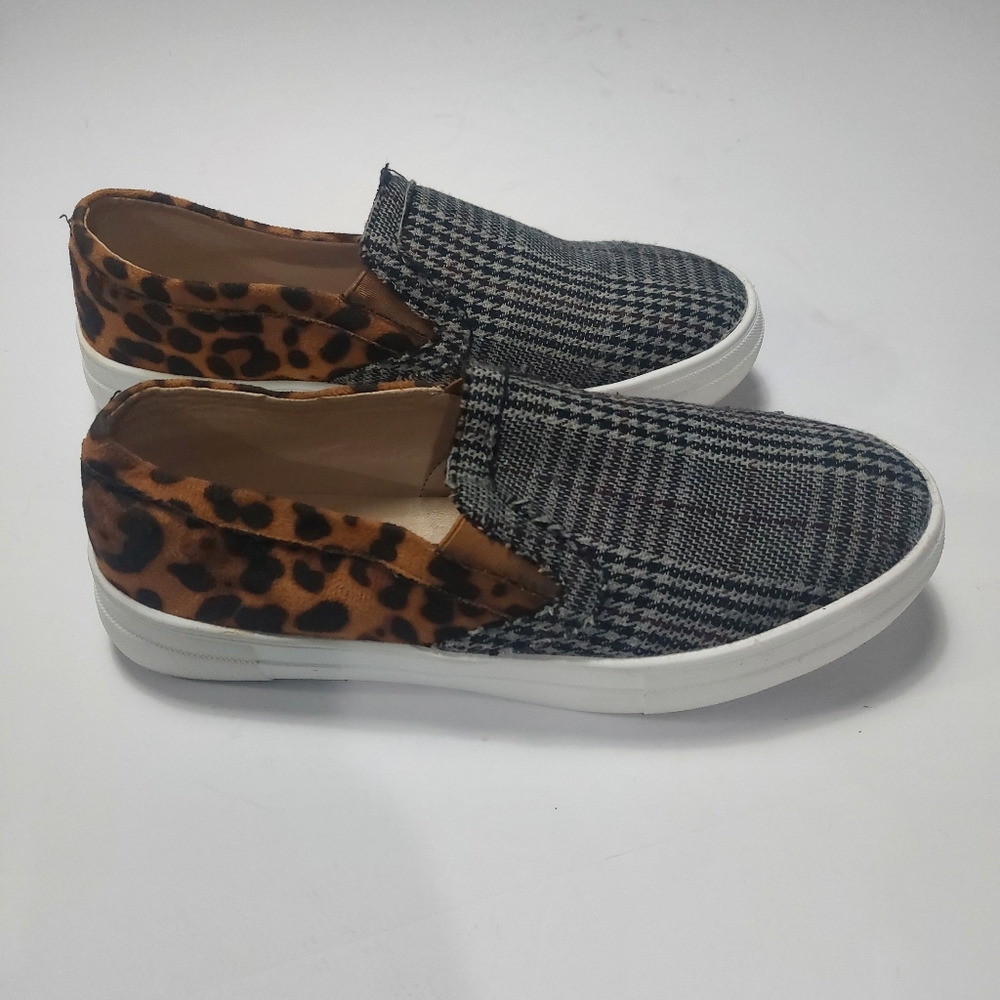 MATA Leopard and Plaid Print Slip-on Sneakers Size 9